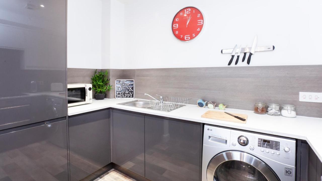 The Station Apartment- A Stunning Space, Close To The City Centre 요크 외부 사진